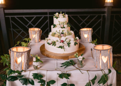 Piękny tort weselny