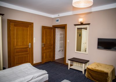 apartament-hotel-mazury-folwark-łękuk
